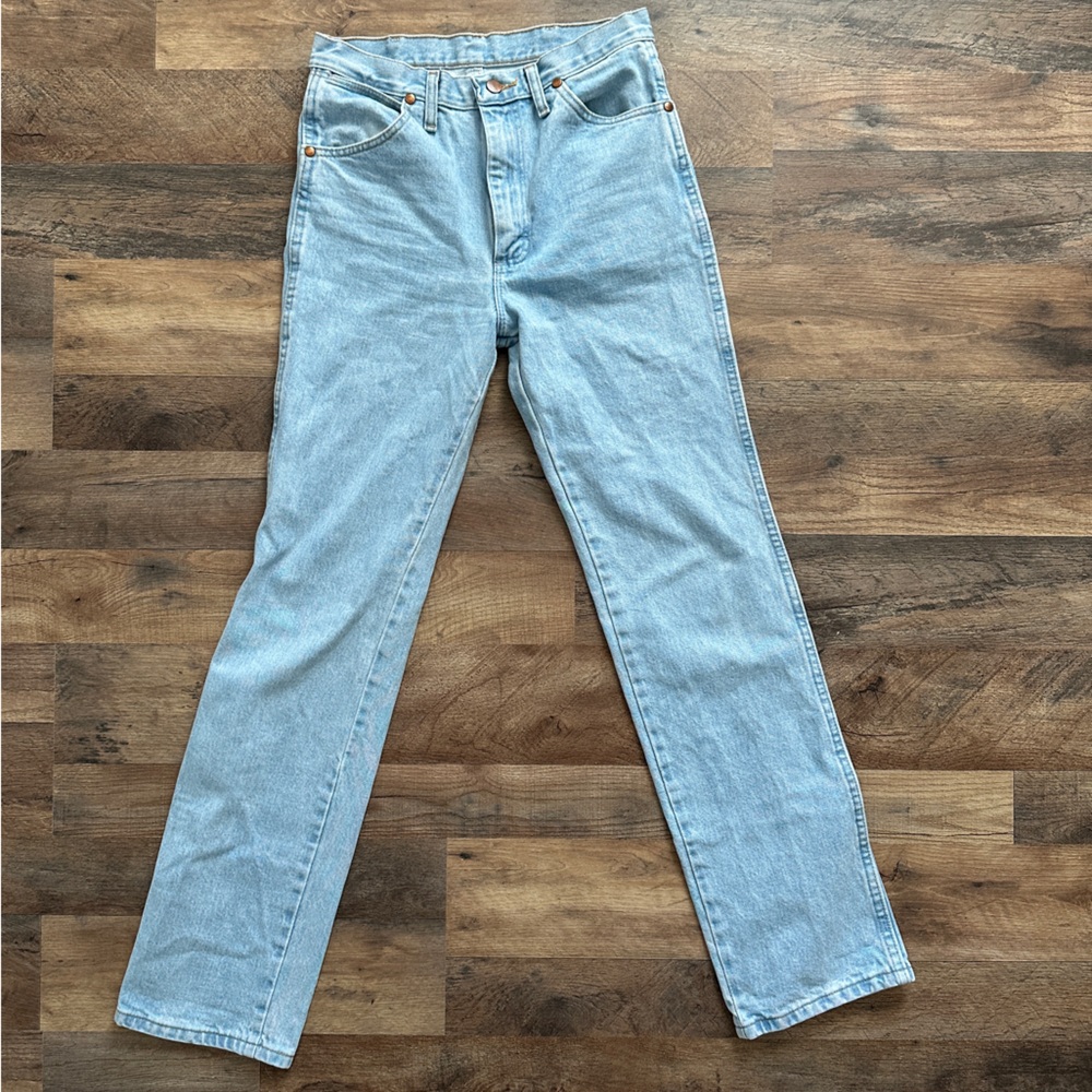 Wrangler Women's Light Blue Straight Leg Jeans